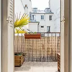 Charming 2 Rooms Near Republic