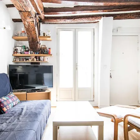 Charming 2 Near Republic Appartamento *